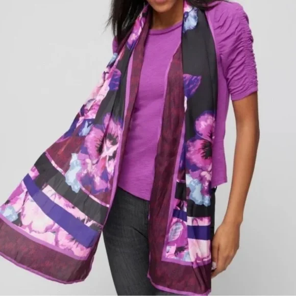 NWT White House Black Market Viola Oblong Scarf Purple Hues - Picture 1 of 8